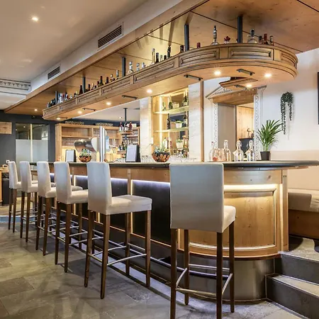 Gramaser 4* 이스크글