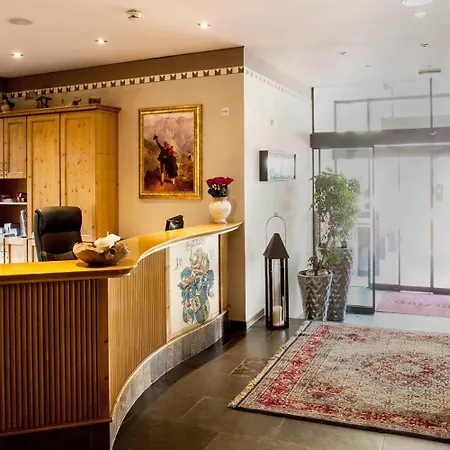 Gramaser Hotel 4*