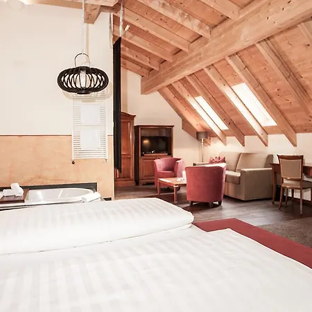 Gramaser Hotel